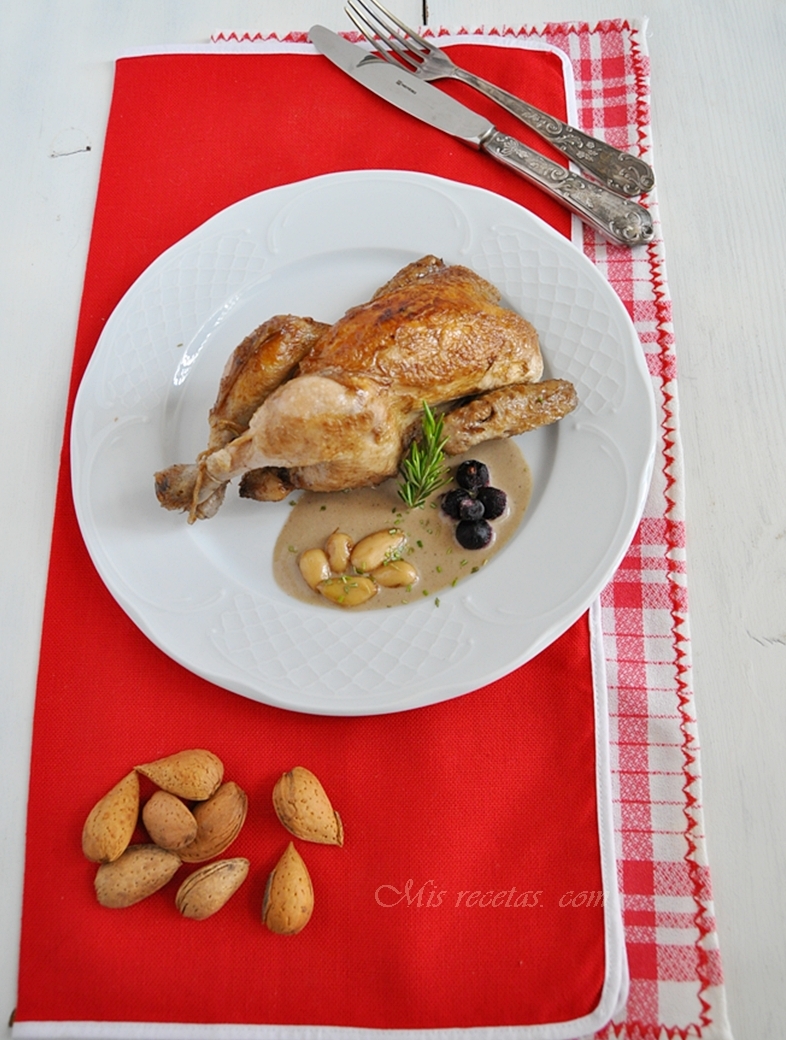 Picantones with almonds and cranberry sauce
